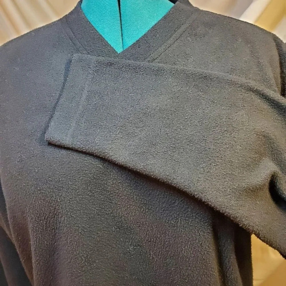 0116. NWTs ~ RARE ~ Pacific Trekking Polar Tek ~ V- neck Fleece~ - Picture 6 of 14